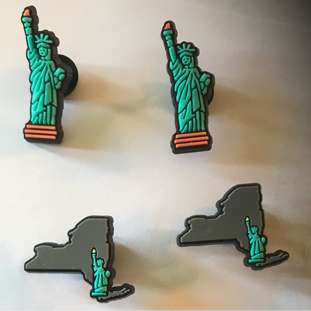 Statue of Liberty and New York State Shoe Charms